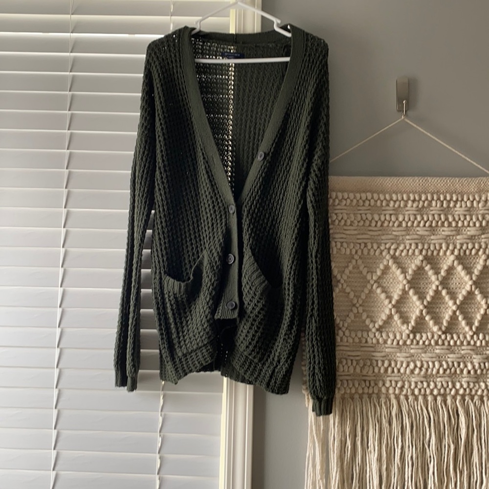 dark green american eagle cardigan